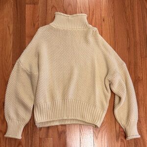 Women's chunky knit Cream Turtleneck Sweater